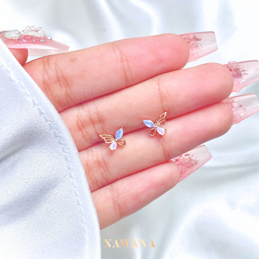 Pink Butterfly Studs (핑 나비)