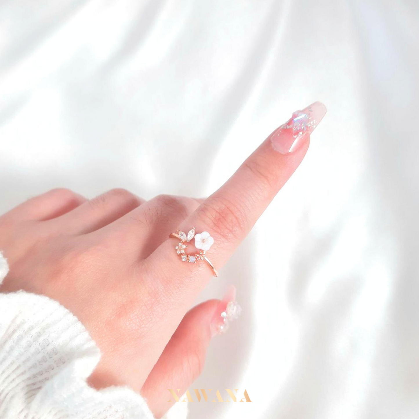 Minju Ring (민주)