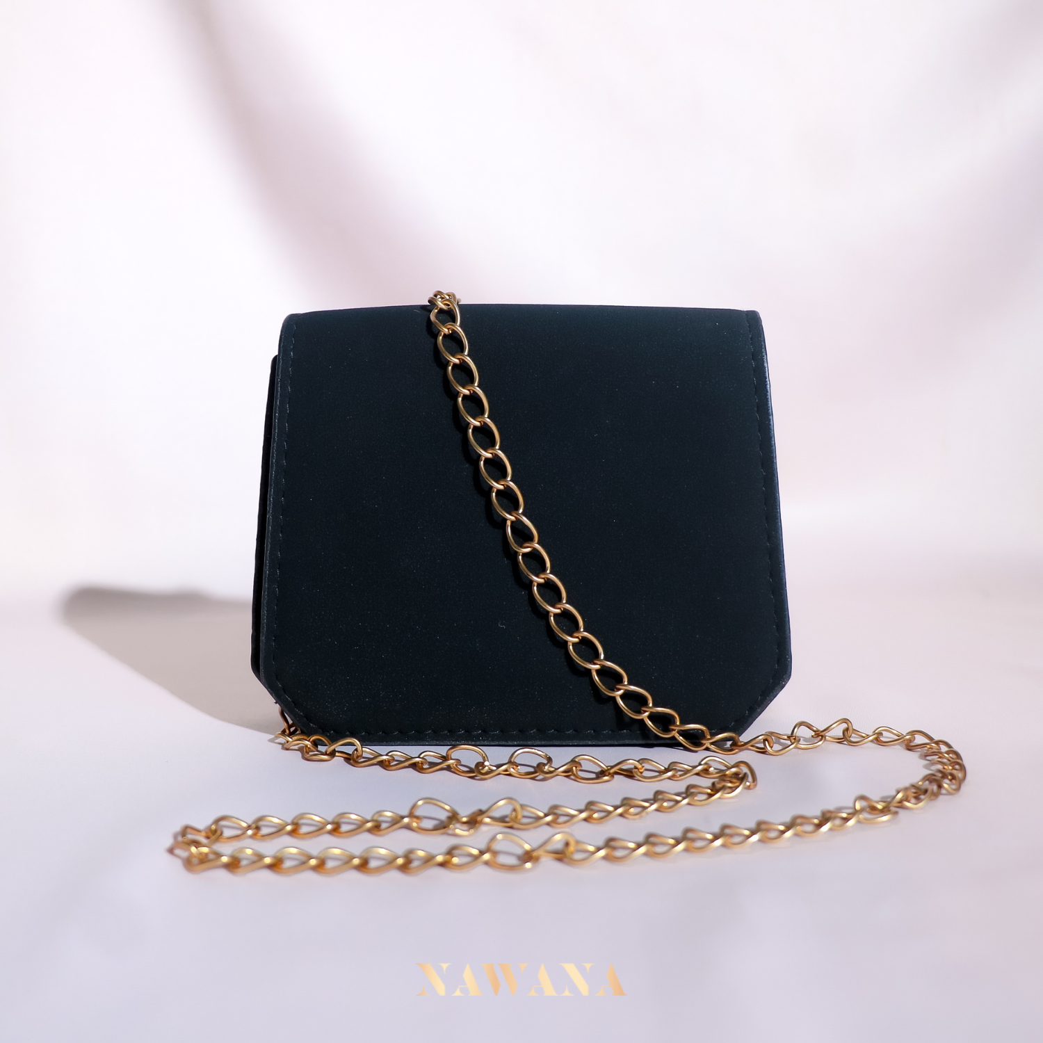 Simple Black Sling Bag nawana.kr