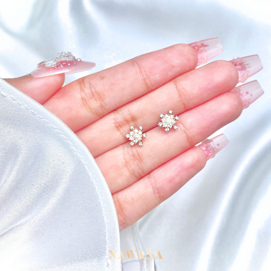 Snowflake Studs (눈송이)