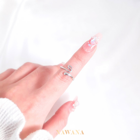 Baemi Snake Ring (뱀이)