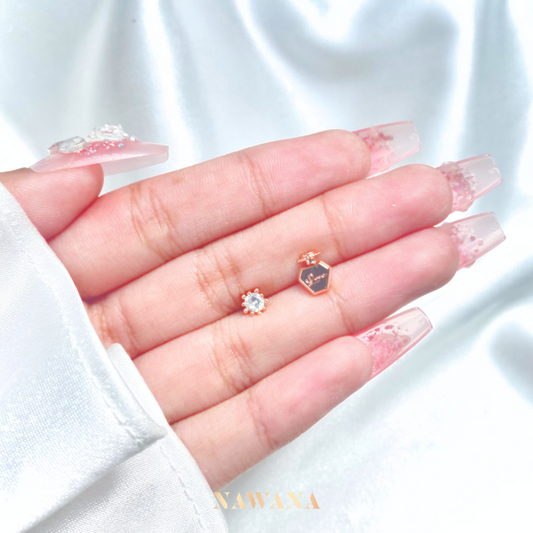 Perfume & Gem Studs(향수와 보석)