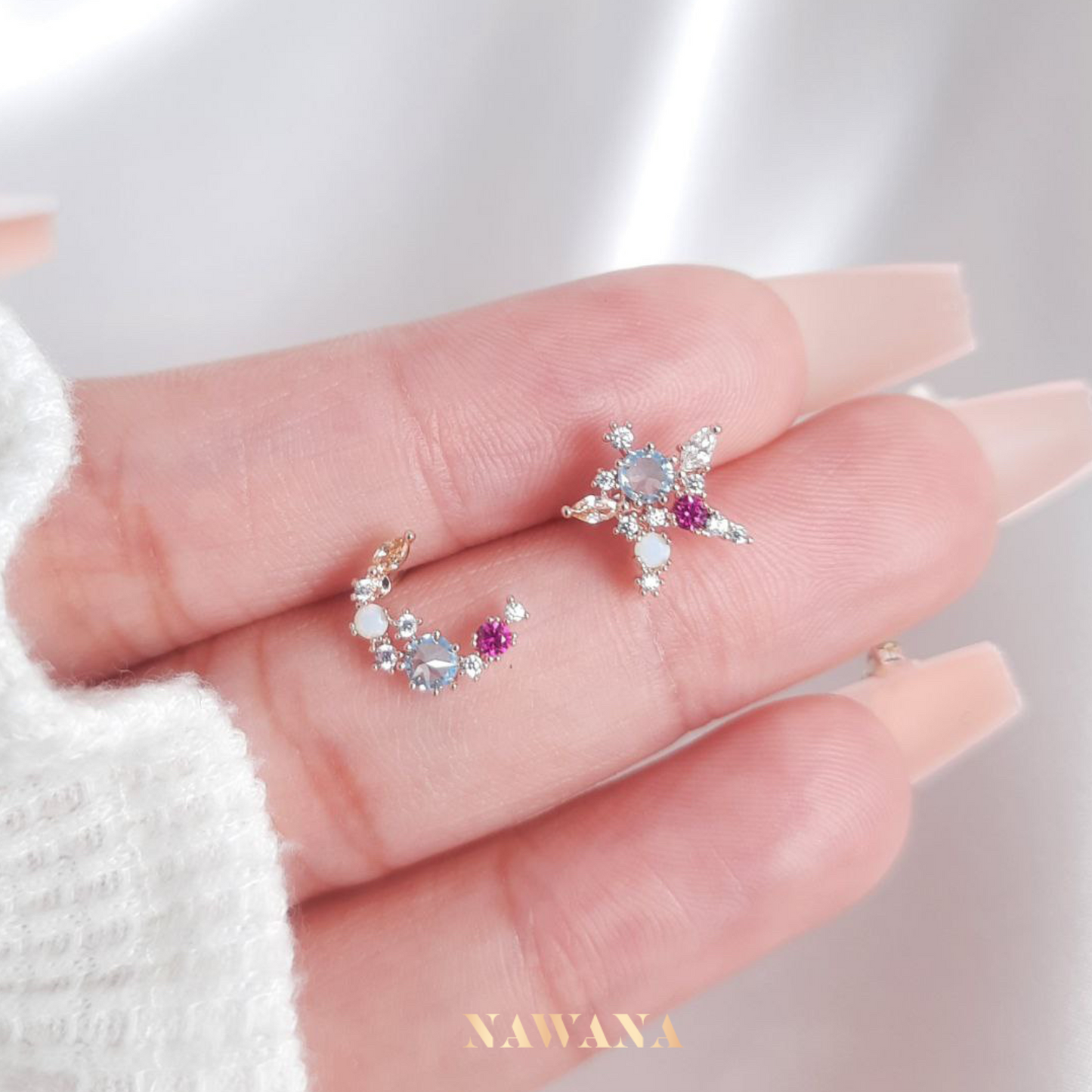 Moon & Star Studs (모온 안 세타)