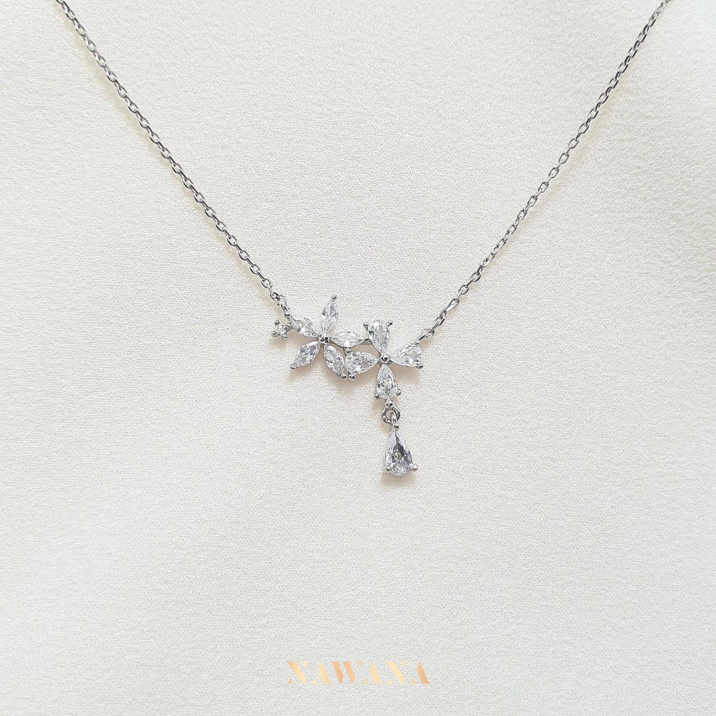 Calliope Necklace (칼리오페)