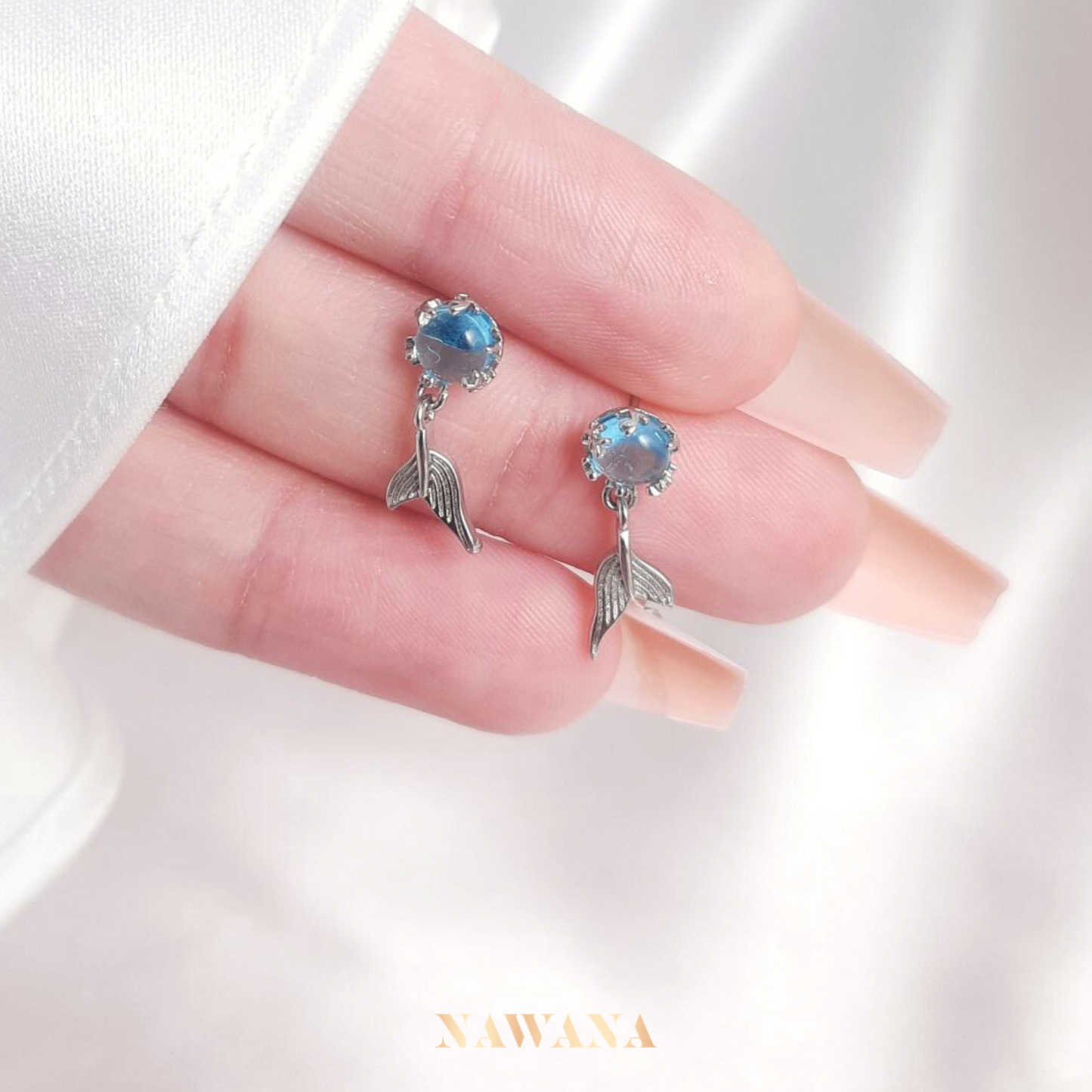 Diantha Earring (디안타)